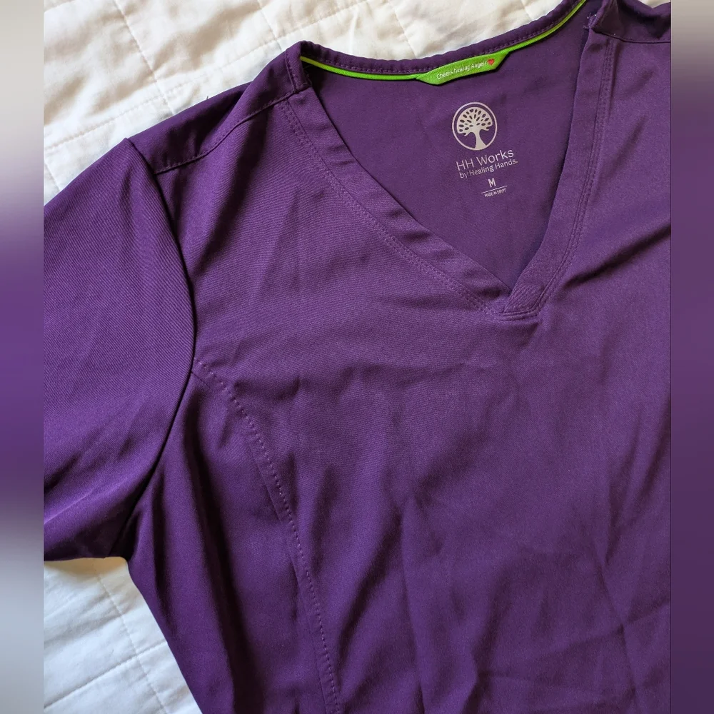 Healing Hands Scrub Set - Purple/Medium - Picture 7 of 8